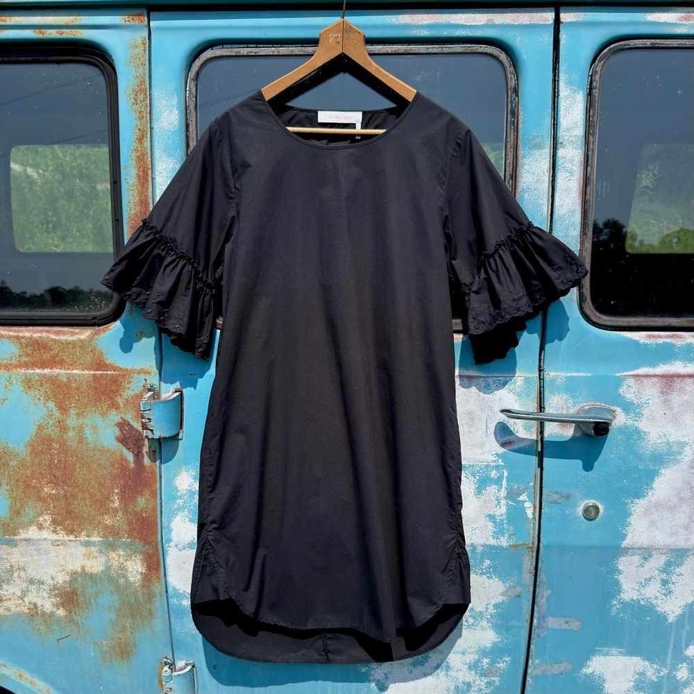 See By Chloe jet black 100% cotton shift dress w/ ruffle lace half sleeve